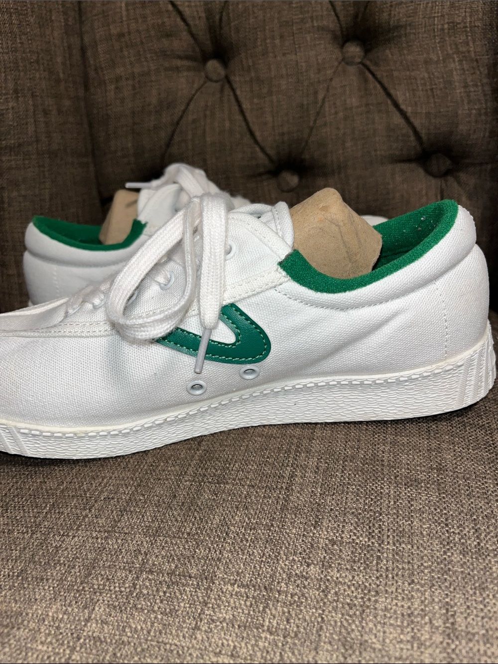 Tretorn Nylite Plus White Canvas Sneakers with Green Trim women's size 9 - Picture 6 of 10